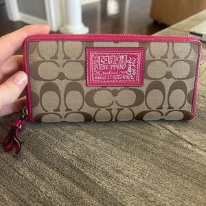 COACH Women's Long Wallet  Signature Poppy Fuchsia 8.1 x 4.1 x 1.2 Inch